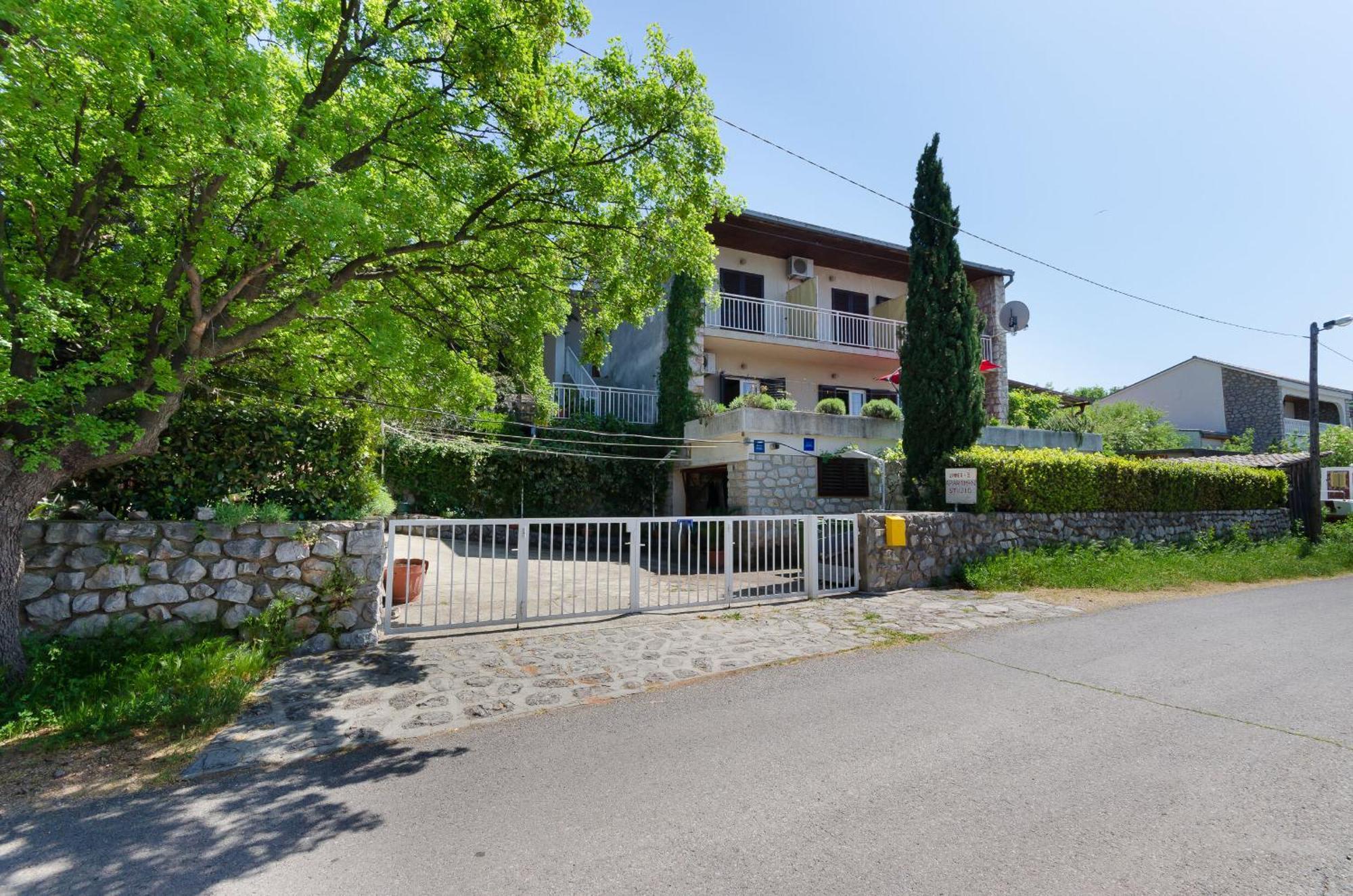 Apartments And Room Luka Klenovica Luaran gambar