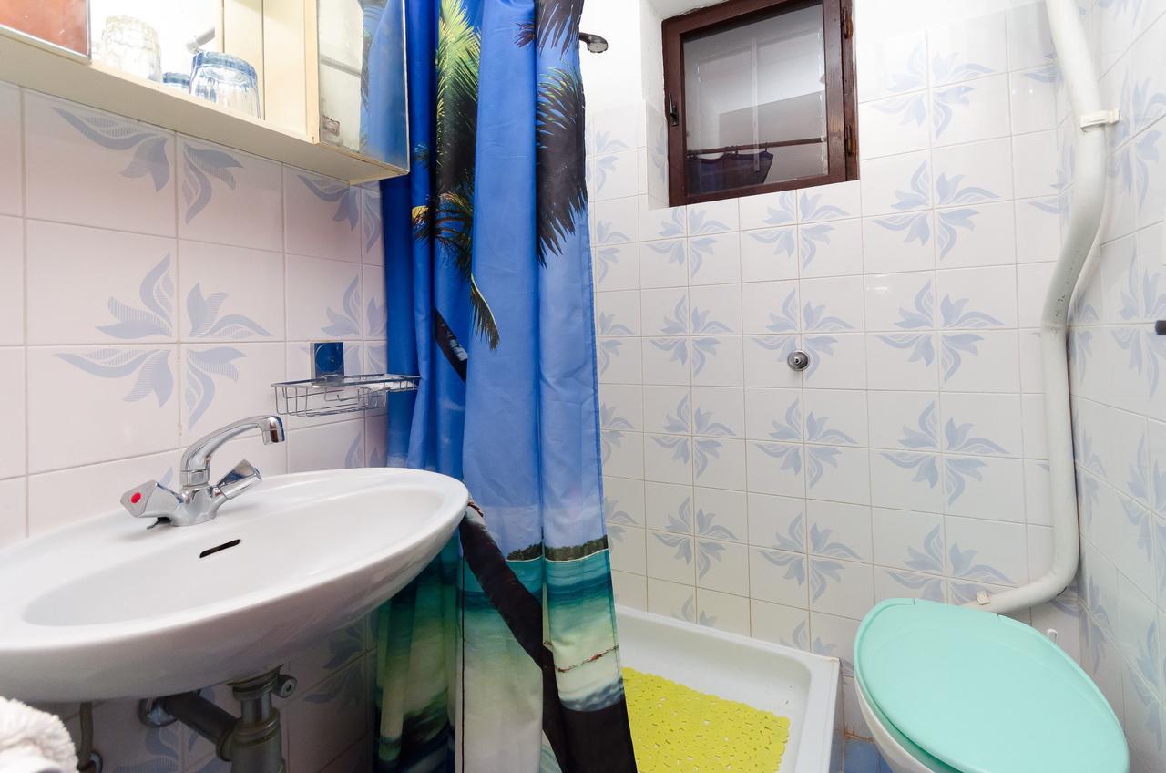 Apartments And Room Luka Klenovica Luaran gambar