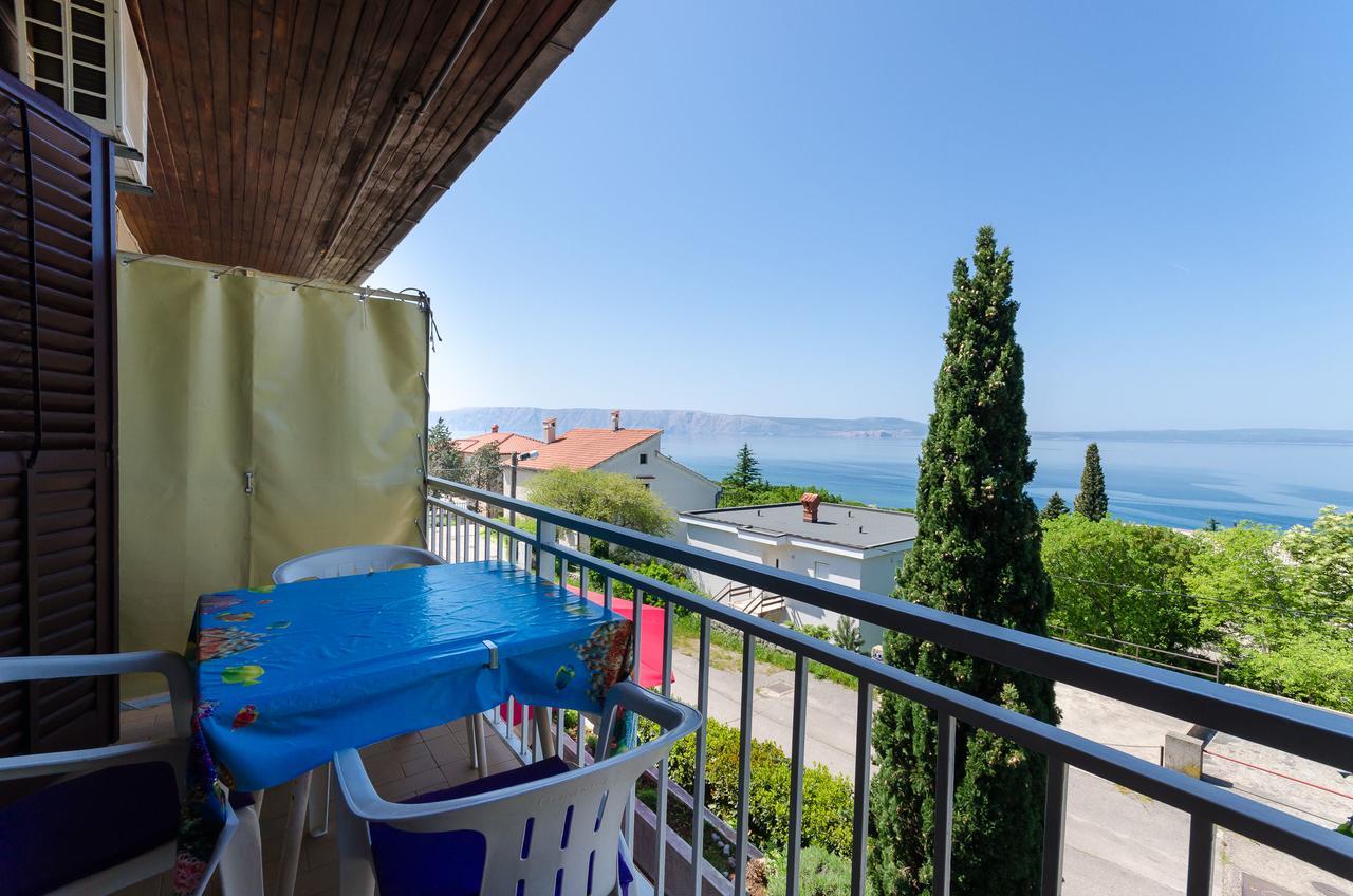 Apartments And Room Luka Klenovica Luaran gambar